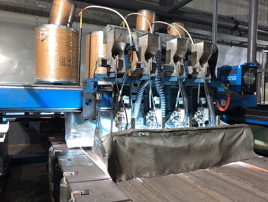 Quadruple Torch Wear Plate Hardfacing Machine